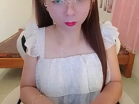 BabyDoll1999 online show from 23, 7, 2026