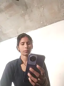 Snapshot of SassyDiy chatting on 22, 3, 2026 SassyDiy online show from 22, 3, 2026