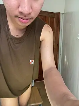 Snapshot of asiantwink0000 chatting on 2, 2, 2026 asiantwink0000 online show from 2, 2, 2026