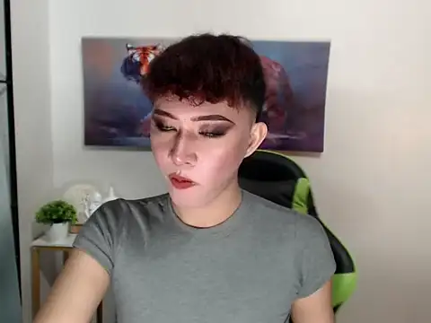 asiantwink0000 online show from 23, 4, 2026