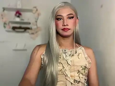 asiantwink0000 online show from 10, 6, 2026