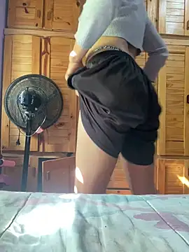 Snapshot of Quierolechiitaaa chatting on 14, 4, 2026 Quierolechiitaaa online show from 14, 4, 2026