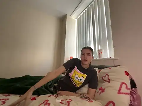 lucyx xx online show from 24, 2, 2026