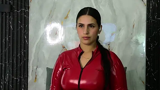 ChloeHolmes online show from 31, 5, 2026