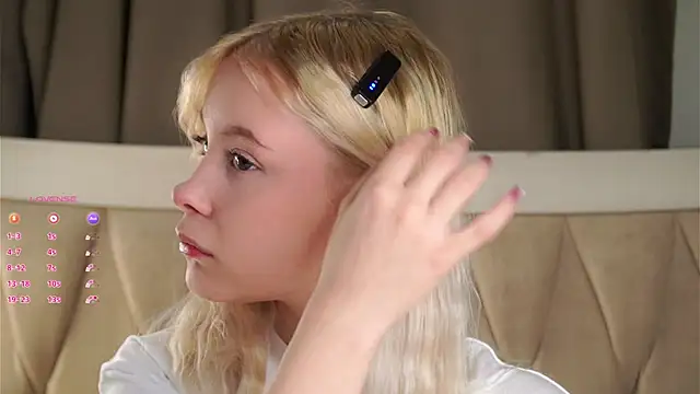 Snapshot of AunclreaVache chatting on 16, 2, 2026 AunclreaVache online show from 16, 2, 2026