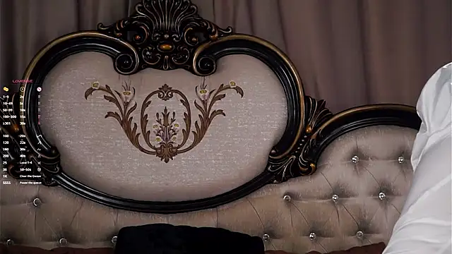 Snapshot of AunclreaVache chatting on 3, 3, 2026 AunclreaVache online show from 3, 3, 2026