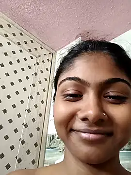 Cute diya023 online show from 4, 5, 2026