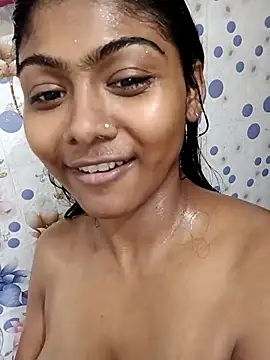 Cute diya023 online show from 18, 5, 2026