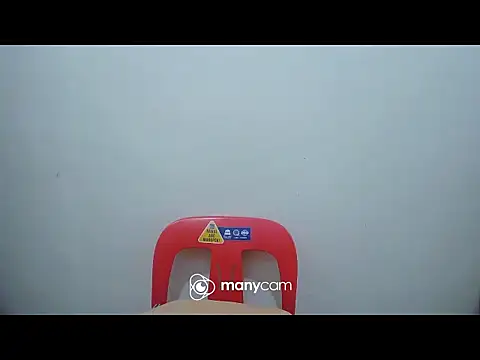 Snapshot of xxdreamgirl69 chatting on 8, 1, 2026 xxdreamgirl69 online show from 8, 1, 2026