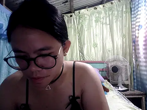 Snapshot of xxdreamgirl69 chatting on 14, 2, 2026 xxdreamgirl69 online show from 14, 2, 2026