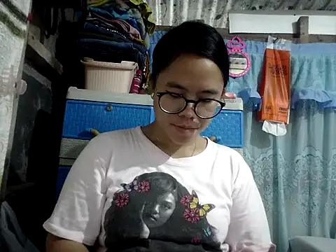 Snapshot of xxdreamgirl69 chatting on 17, 3, 2026 xxdreamgirl69 online show from 17, 3, 2026