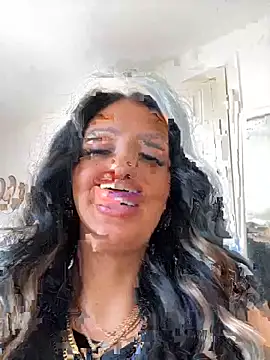 Lolaxox  online show from 5, 3, 2026