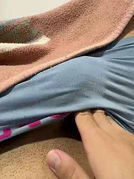 Snapshot of Davisuarez chatting on 22, 12, 2025 Davisuarez online show from 22, 12, 2025