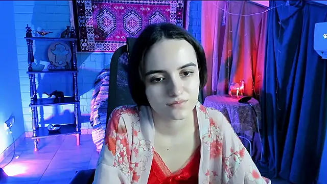 KateWillows online show from 28, 2, 2026