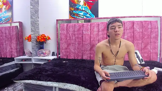 lucy 78 sweet online show from 7, 7, 2026