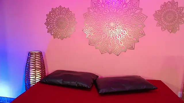 Snapshot of MarianaMontezz chatting on 25, 6, 2026 MarianaMontezz online show from 25, 6, 2026