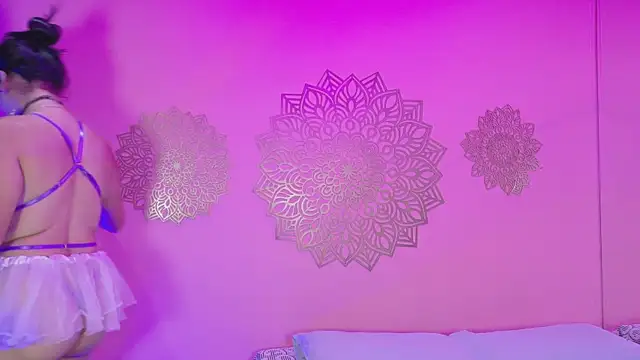 Snapshot of MarianaMontezz chatting on 29, 7, 2026 MarianaMontezz online show from 29, 7, 2026