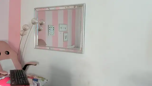 Amaia Monroe online show from 13, 2, 2026