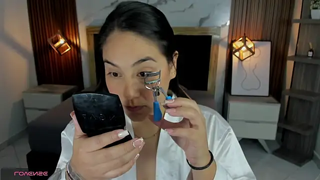 Snapshot of VIOLETTA_ROSS1 chatting on 9, 1, 2026 VIOLETTA ROSS1 online show from 9, 1, 2026