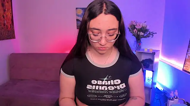 SwettieSammy online show from 3, 7, 2026