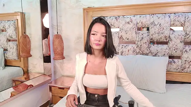 emily dempsey online show from 4, 8, 2026
