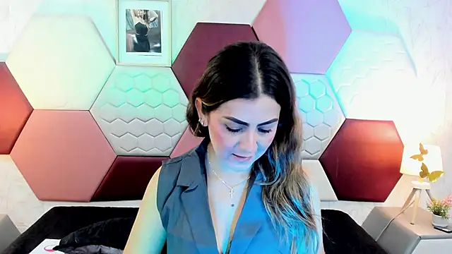 AriaRous online show from 29, 4, 2026