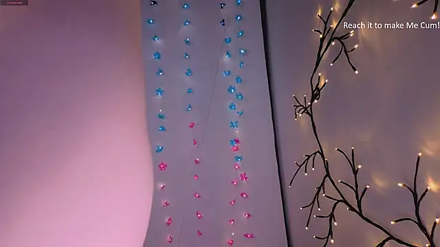 Snapshot of SapphireEve chatting on 10, 3, 2026 SapphireEve online show from 10, 3, 2026