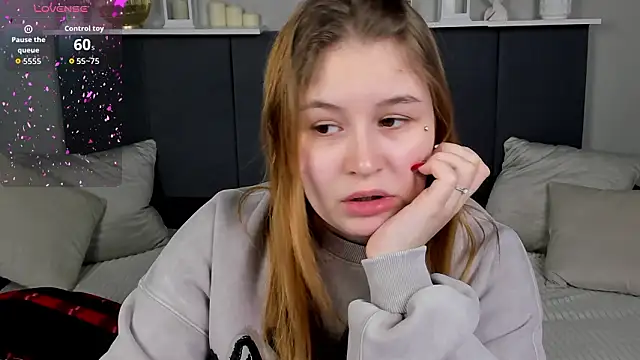 Snapshot of MilanaXHoney chatting on 16, 3, 2026 MilanaXHoney online show from 16, 3, 2026