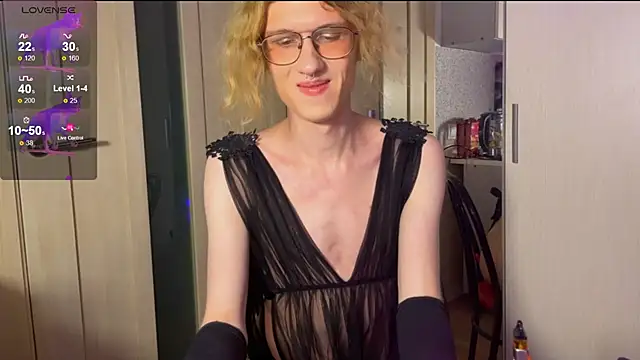 Snapshot of Avery_adam chatting on 9, 3, 2026 Avery adam online show from 9, 3, 2026