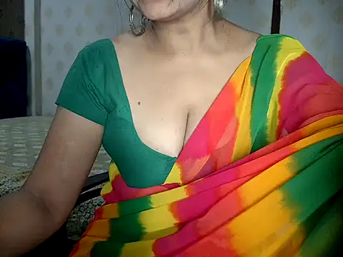 Snapshot of Hotronita123 chatting on 11, 6, 2026 Hotronita123 online show from 11, 6, 2026