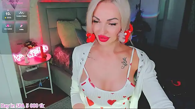 Lola Bombita online show from 12, 5, 2026