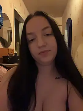 Snapshot of DianazLove1 chatting on 5, 1, 2026 DianazLove1 online show from 5, 1, 2026