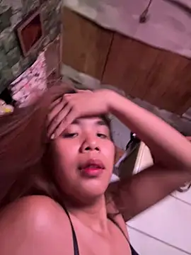 Snapshot of Margaux4U chatting on 10, 4, 2026 Margaux4U online show from 10, 4, 2026