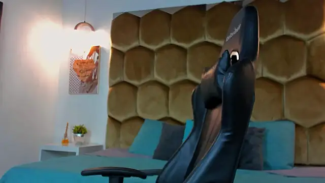 Snapshot of Franco_banderas chatting on 4, 2, 2026 Franco banderas online show from 4, 2, 2026