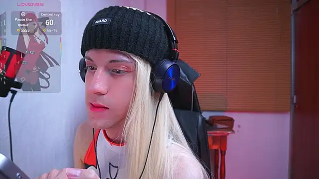 Asami y online show from 10, 3, 2026