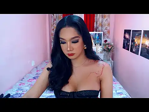 UrScreenGoddess online show from 5, 5, 2026