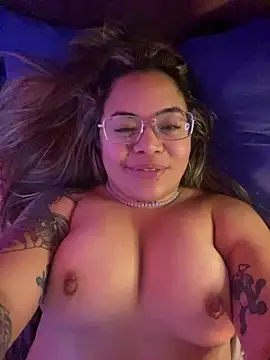 Lindalatina2001 online show from 27, 5, 2026