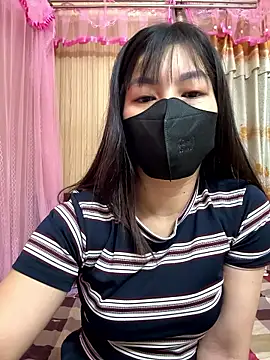 Snapshot of MintShow18 chatting on 5, 1, 2026 MintShow18 online show from 5, 1, 2026