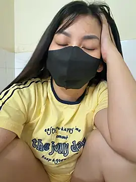 Snapshot of MintShow18 chatting on 19, 3, 2026 MintShow18 online show from 19, 3, 2026