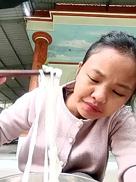 Pretty-haert online show from 10, 3, 2026