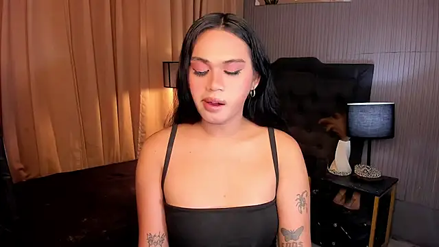 Snapshot of asianhugecockjulia chatting on 1, 2, 2026 asianhugecockjulia online show from 1, 2, 2026