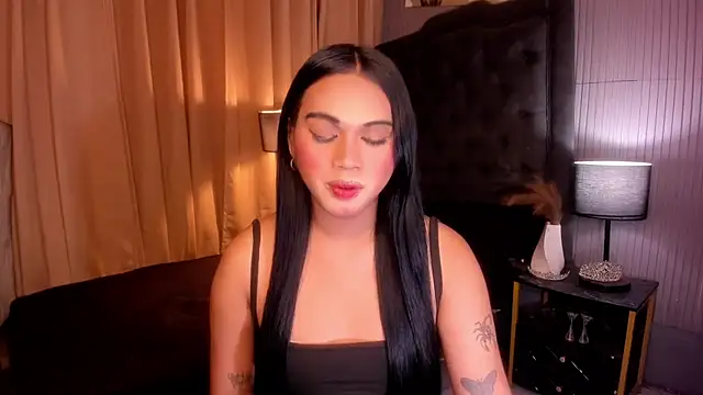 Snapshot of asianhugecockjulia chatting on 4, 3, 2026 asianhugecockjulia online show from 4, 3, 2026