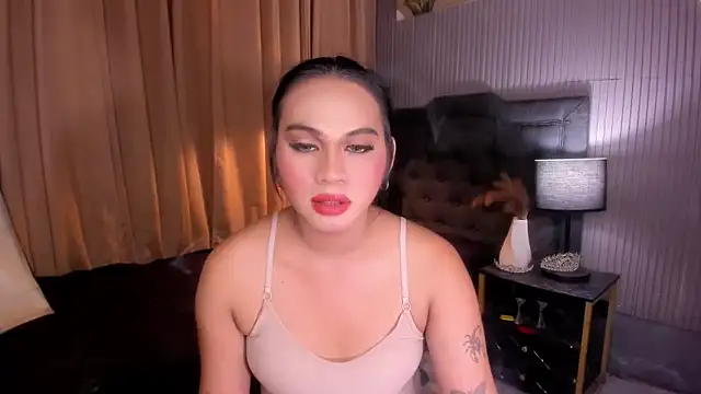 Snapshot of asianhugecockjulia chatting on 14, 3, 2026 asianhugecockjulia online show from 14, 3, 2026