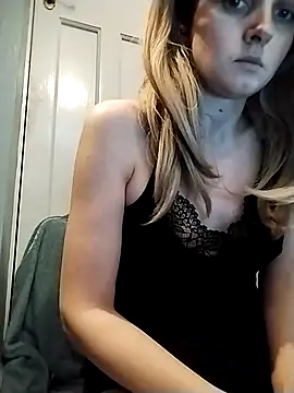 Snapshot of Amy01112 chatting on 13, 2, 2026 Amy01112 online show from 13, 2, 2026