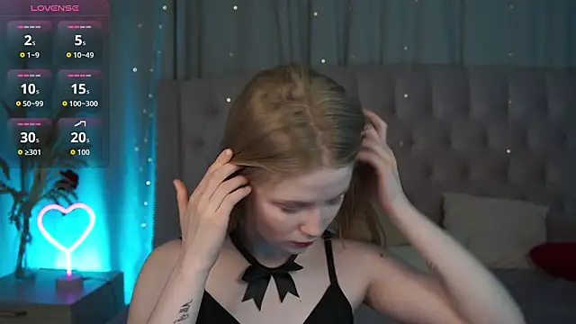 LilianHoward online show from 1, 2, 2026