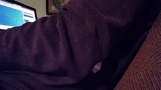 Snapshot of gatitachula93 chatting on 17, 12, 2025 gatitachula93 online show from 17, 12, 2025