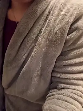 Snapshot of gatitachula93 chatting on 4, 2, 2026 gatitachula93 online show from 4, 2, 2026