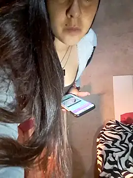 Snapshot of Estefanny_Lolyy chatting on 22, 3, 2026 Estefanny Lolyy online show from 22, 3, 2026