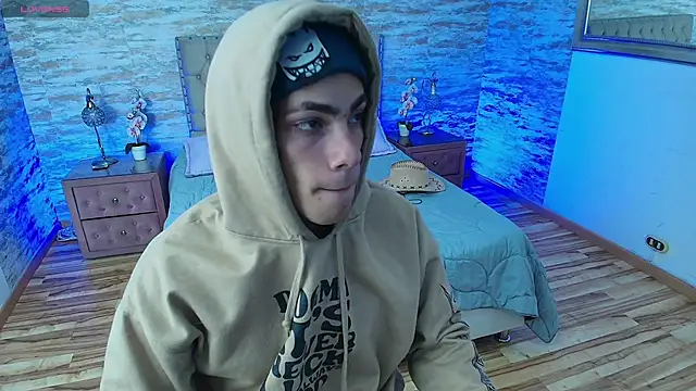 Snapshot of PatrickS25 chatting on 18, 3, 2026 PatrickS25 online show from 18, 3, 2026