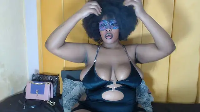 Snapshot of SexyHarleyBlack chatting on 22, 6, 2026 SexyHarleyBlack online show from 22, 6, 2026